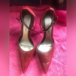 Gorgeous Pair of Nine West Shoes Size 7 1/2